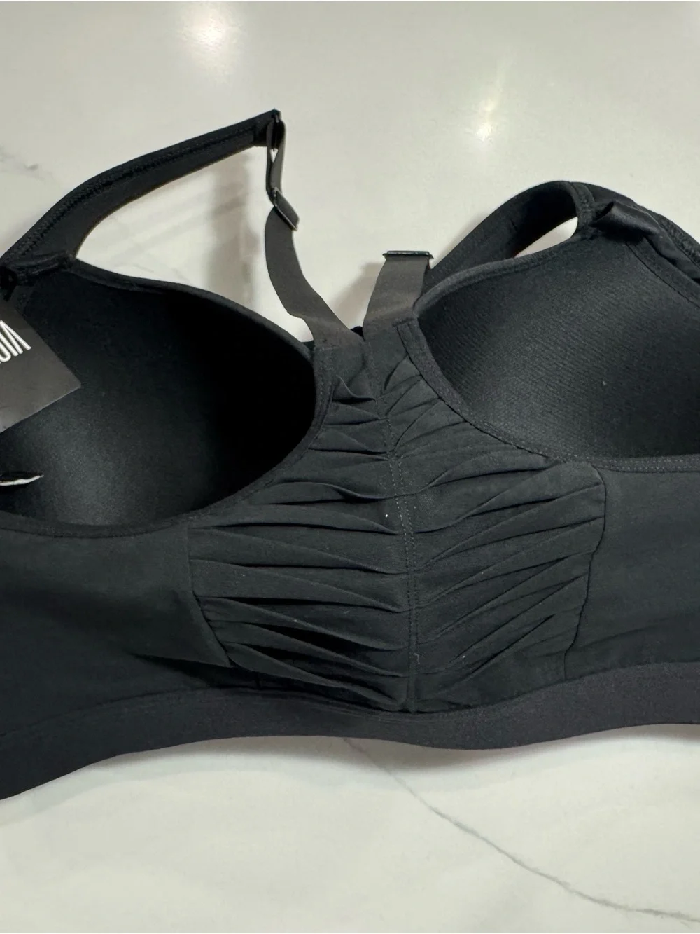 Victoria's Secret Black Front-Zip Sports Bra NWT